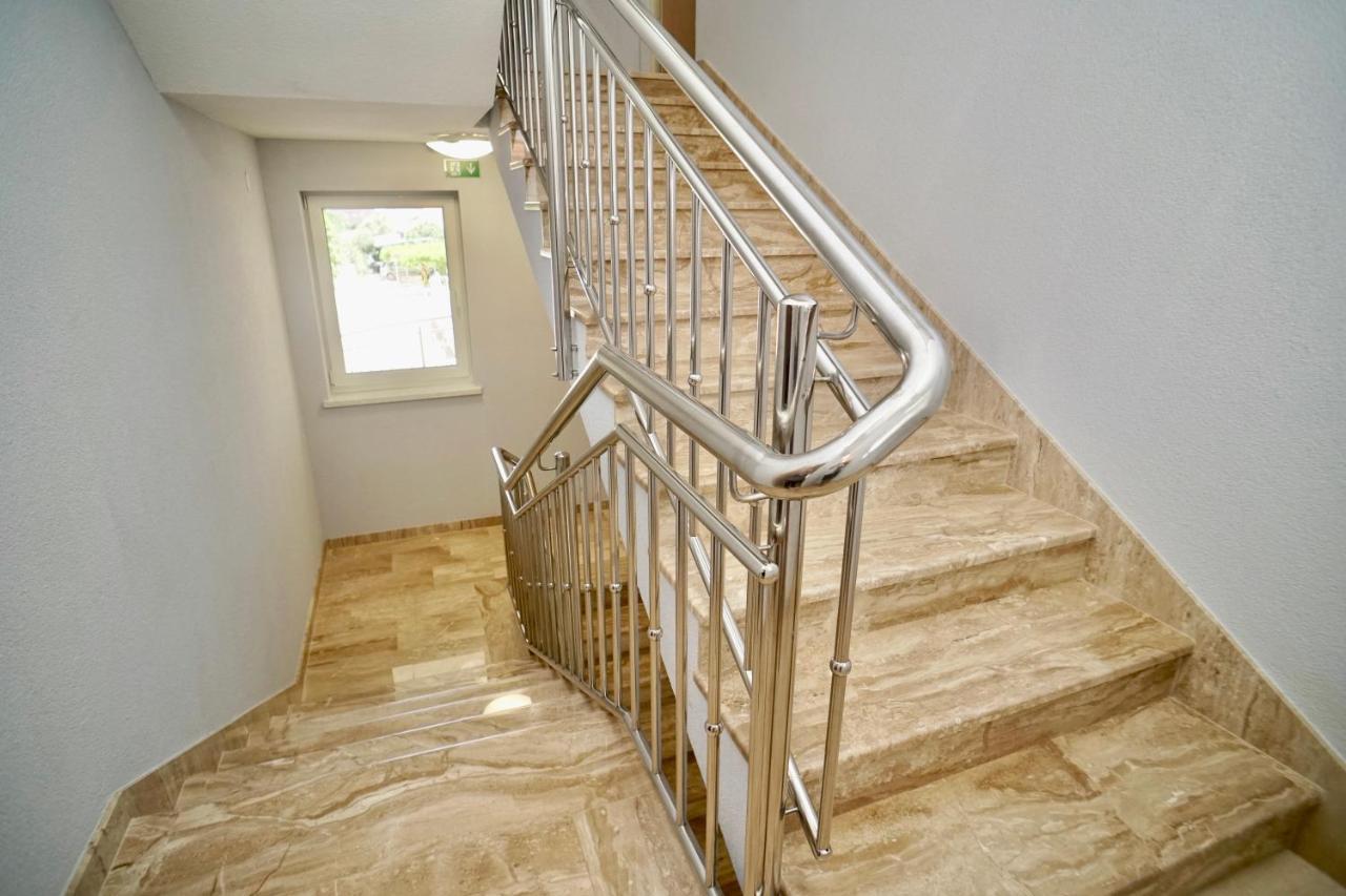 סגט ווראנייצה Trogir-Luxury Villa Sapphirus מראה חיצוני תמונה