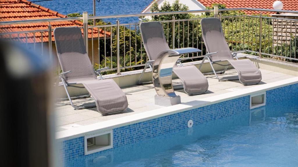 סגט ווראנייצה Trogir-Luxury Villa Sapphirus מראה חיצוני תמונה